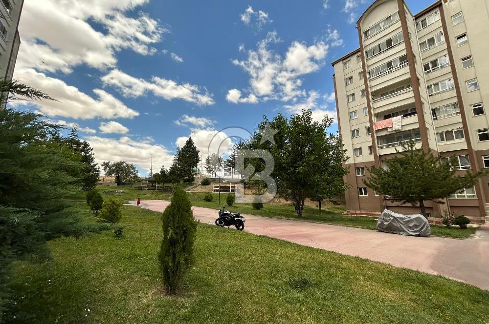 ETİMESGUT ELVAN MAH.SİTE İÇERİSİNDE SATILIK 3+1 DAİRE