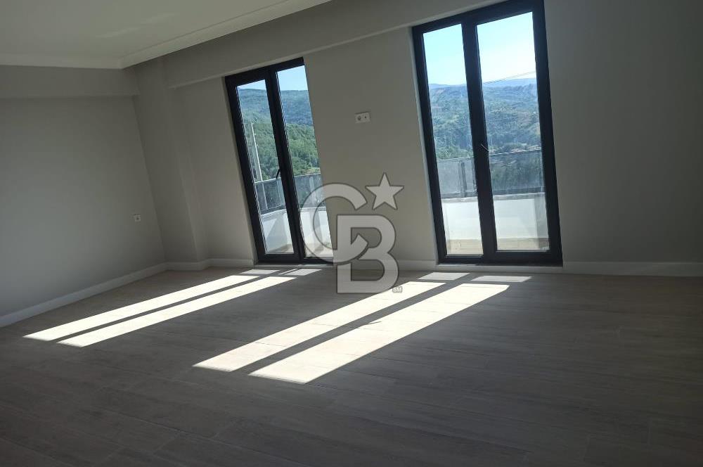 BAŞİSKELE BAHÇECİK KUMLUK MEVKİİNDE KİRALIK 137 M2 DAİRE