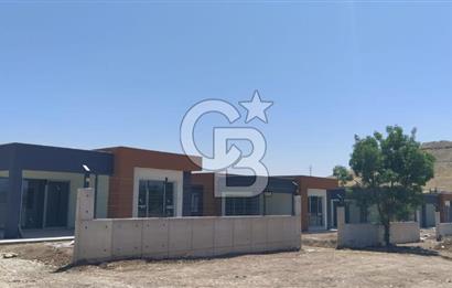 TEMELLİDE DAİRE FİYATINA SATILIK 2+1 VİLLA