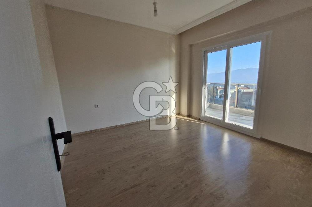 Menemen Kazımpaşa Acil Satılık 3+1 Teraslı Dubleks Daire CB PH