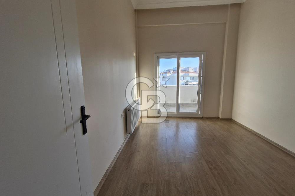 Menemen Kazımpaşa Acil Satılık 3+1 Teraslı Dubleks Daire CB PH