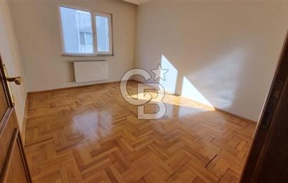 Şerifali'de Sitede Oturuma Hazır Boş Satılık 3+1 Daire