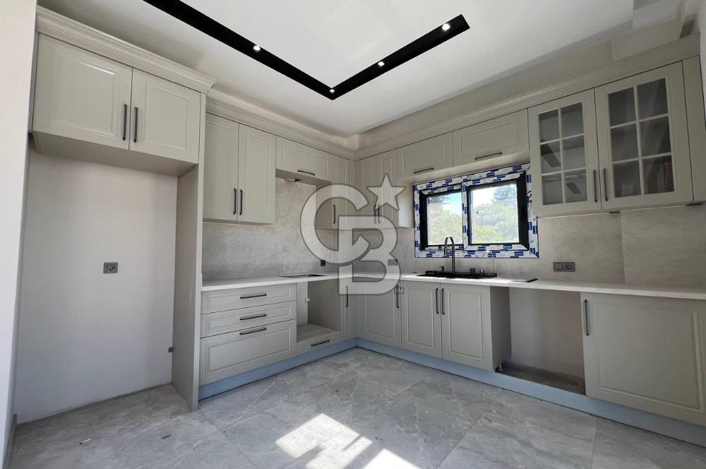 YUKARIKIZILCA DA ULTRA LÜX 4+1 HAVUZLU GARAJLI SATILIK VİLLA 
