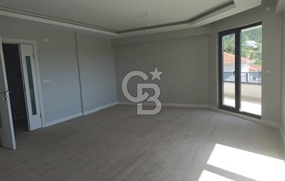 BAŞİSKELE BAHÇECİK KUMLUK MEVKİİNDE KİRALIK 137 M2 DAİRE