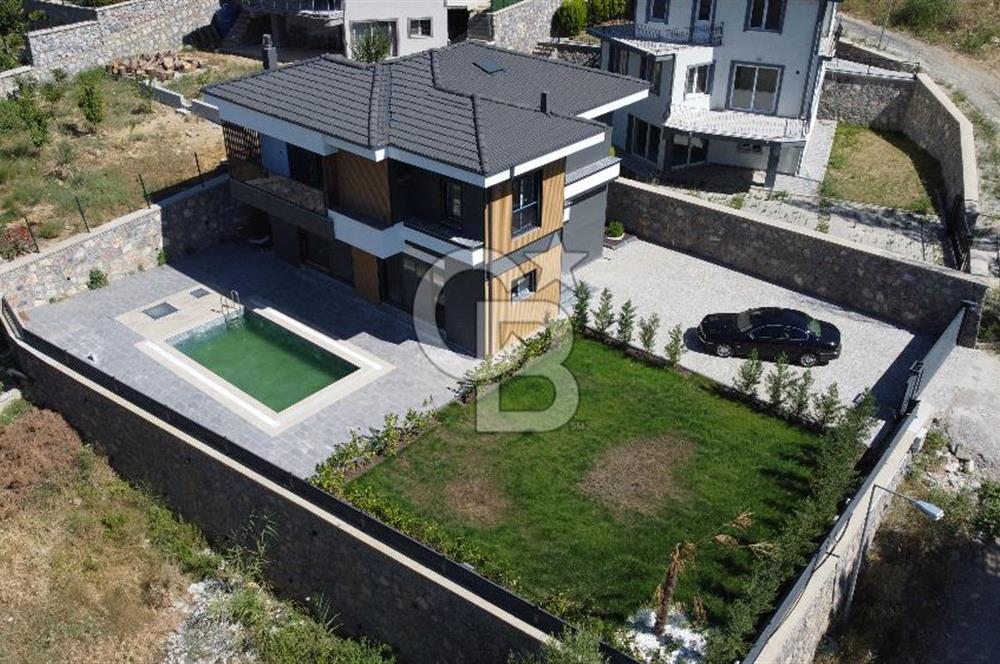 YUKARIKIZILCA DA ULTRA LÜX 4+1 HAVUZLU GARAJLI SATILIK VİLLA 