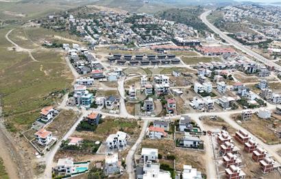 SEFERİHİSAR TEPECİK MAHALLESİNDE SATILIK 0.20/0.40 İMARLI ARSA
