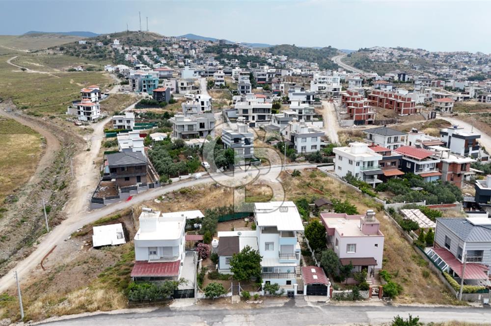 SEFERİHİSAR TEPECİK MAHALLESİNDE SATILIK 0.20/0.40 İMARLI ARSA