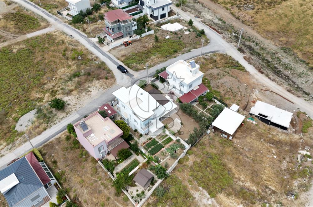 SEFERİHİSAR TEPECİK MAHALLESİNDE SATILIK 0.20/0.40 İMARLI ARSA