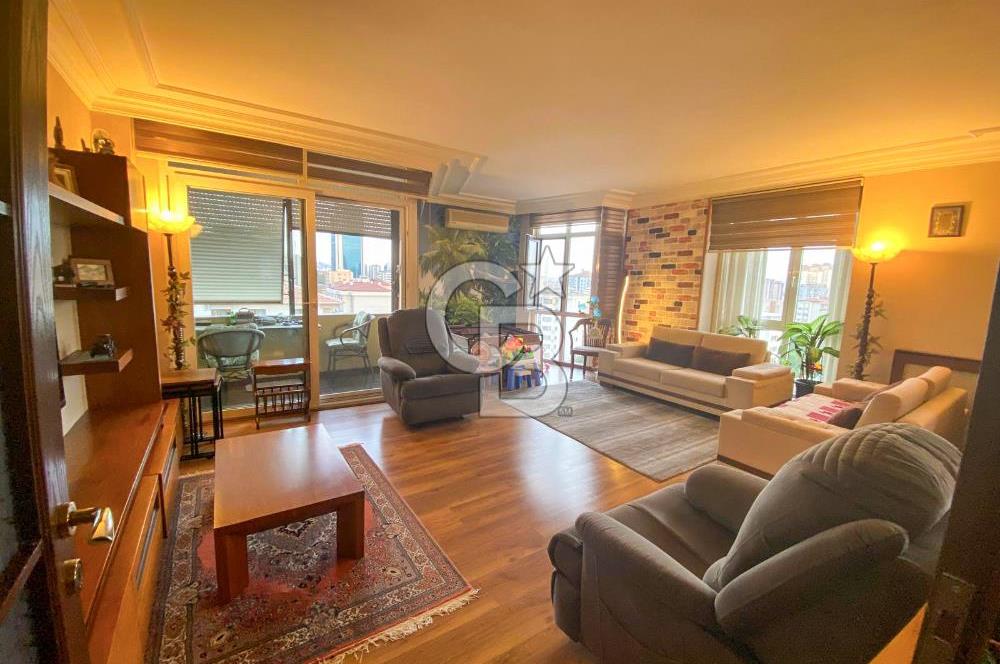 KOZYATAĞI'NIN EN PRESTİJLİ BİNALARI STFA BLOKLARINDA SATILIK DAİRE