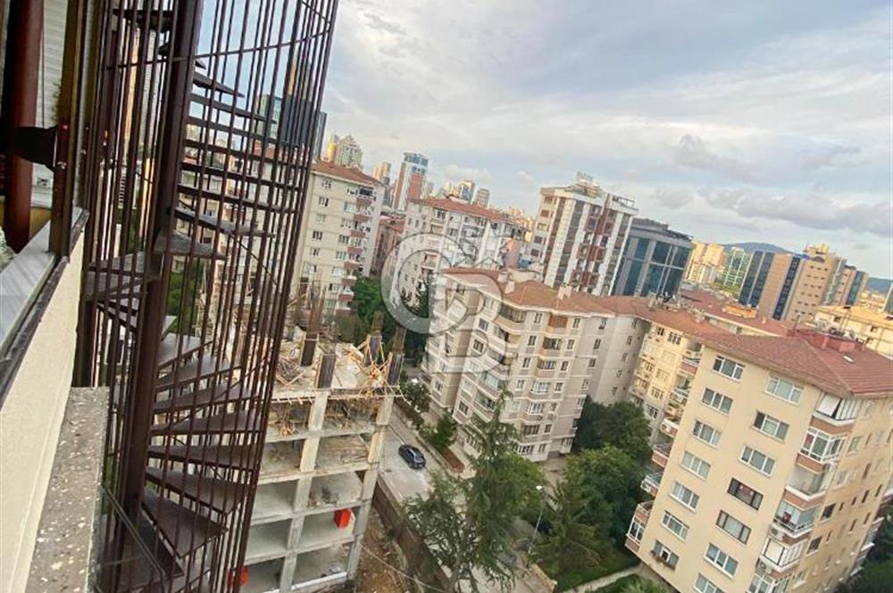 KOZYATAĞI'NIN EN PRESTİJLİ BİNALARI STFA BLOKLARINDA SATILIK DAİRE
