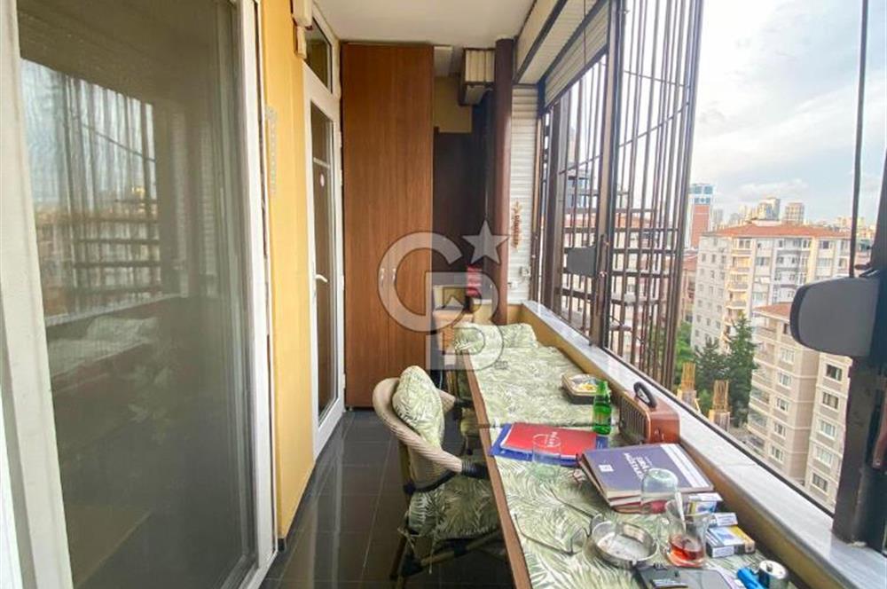KOZYATAĞI'NIN EN PRESTİJLİ BİNALARI STFA BLOKLARINDA SATILIK DAİRE