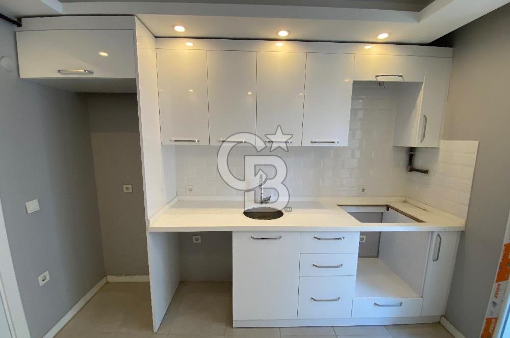 Beylikdüzü Dereağzı'nda İskanlı Arakat 2+1 Satılık Daire