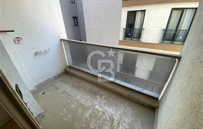 Beylikdüzü Dereağzı'nda İskanlı Arakat 2+1 Satılık Daire