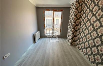 Beylikdüzü Dereağzı'nda İskanlı Arakat 2+1 Satılık Daire