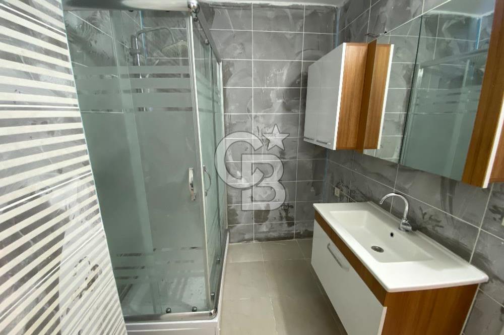 Beylikdüzü Dereağzı'nda İskanlı Arakat 2+1 Satılık Daire