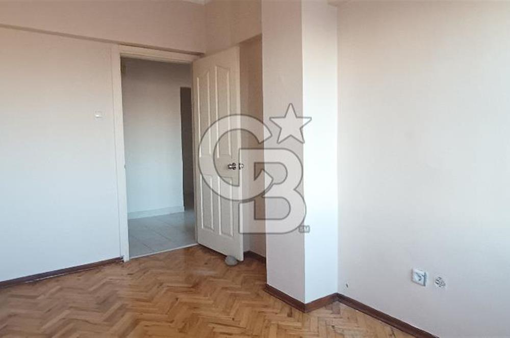 Bostancı'da Panoramik Deniz Manzaralı Kiralık Daire