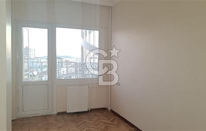 Bostancı'da Panoramik Deniz Manzaralı Kiralık Daire