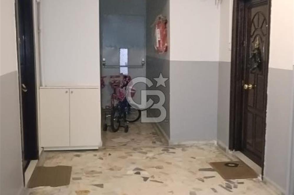Bostancı'da Panoramik Deniz Manzaralı Kiralık Daire