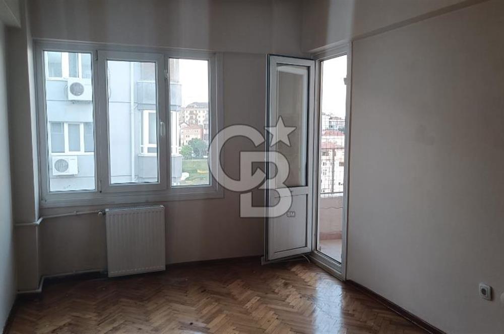 Bostancı'da Panoramik Deniz Manzaralı Kiralık Daire