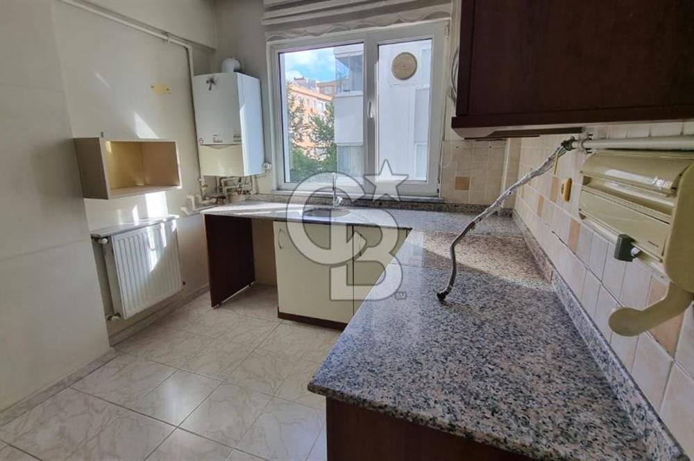 Şerifali'de Sitede Oturuma Hazır Boş Satılık 3+1 Daire