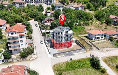 BAŞİSKELE BAHÇECİK KUMLUK MEVKİİNDE KİRALIK 137 M2 DAİRE