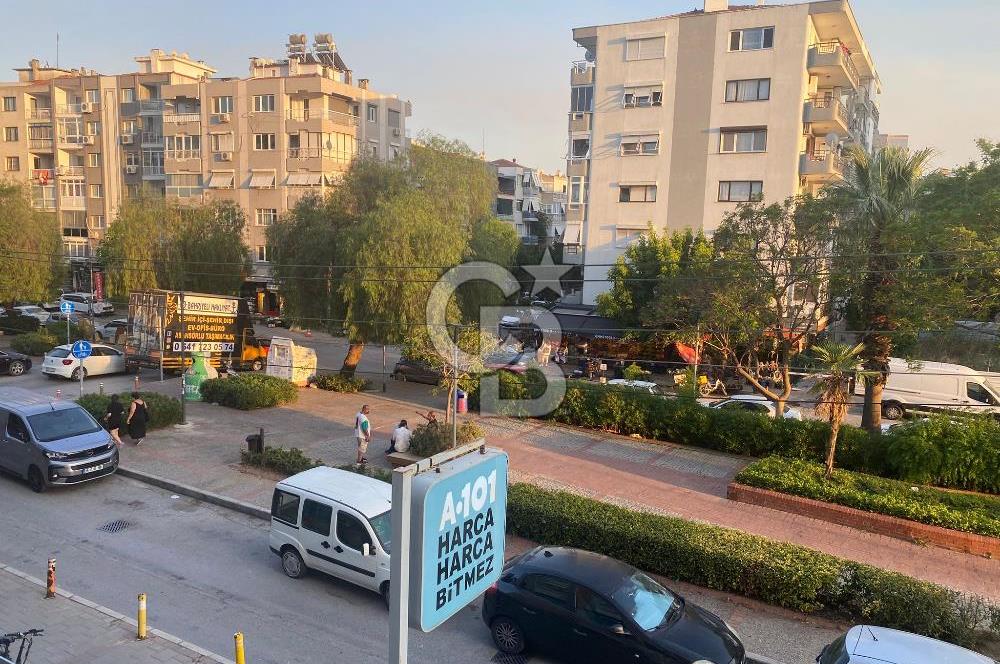 KARŞIYAKA ÇARŞI SIRASINDA SEVGİ YOLUNDA TADİLATLI 3+1 DAİRE