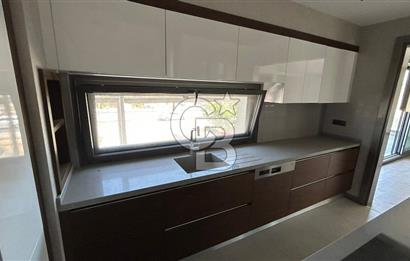 Güzelbahçe Yelki Yunusoğlu Bulvar Sitesinde 4+1 Satılık Daire
