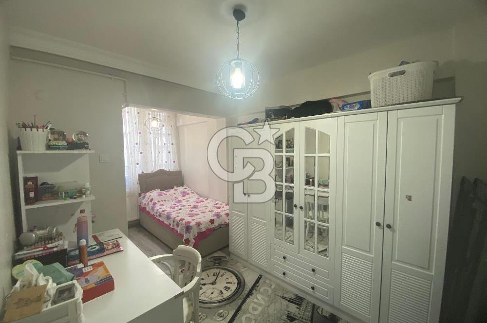 KARŞIYAKA ÇARŞI SIRASINDA SEVGİ YOLUNDA TADİLATLI 3+1 DAİRE