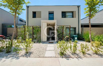 MUSELAND- AVLU SASALI SON 4+1 VİLLA