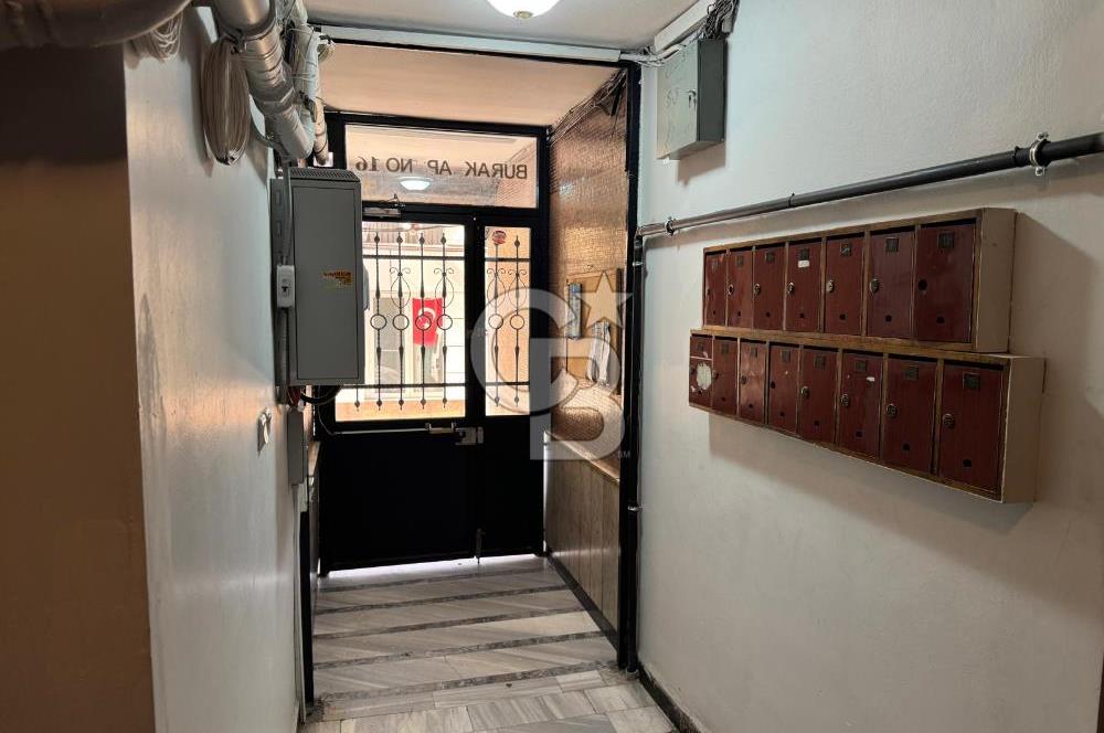Kadıköy Rasimpaşa Satılık 2+1 Boş Daire