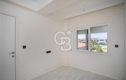 Foça Bağarası Villalar Bölgesinde Satılık 3+1 Dubleks Villa