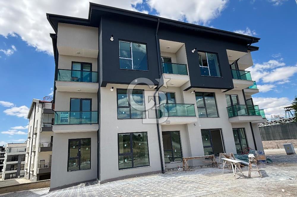 İNCEK MAHALLESİ TURGUT ÖZAL BULVARI ÜZERİNDE 1+1 KİRALIK OFİS