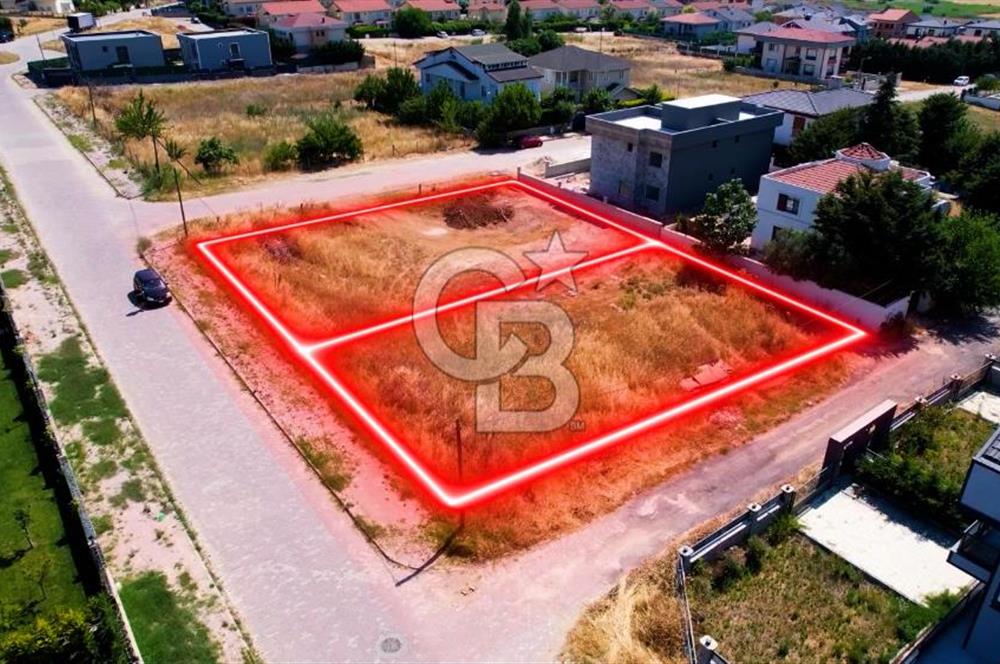 Silivri Mimarsinan Villalar Bölgesinde 694m2 İmarlı Arsa
