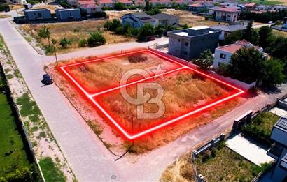 Silivri Mimarsinan Villalar Bölgesinde 694m2 İmarlı Arsa