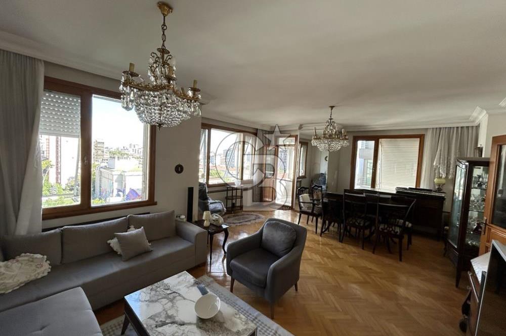 ETHEM EFENDİ CAD. BAĞDAT CADDESİ'NE 2. BİNADA 3+1 SATILIK DAİRE