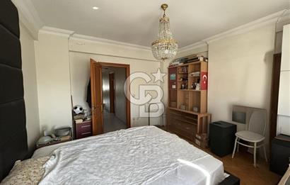 ETHEM EFENDİ CAD. BAĞDAT CADDESİ'NE 2. BİNADA 3+1 SATILIK DAİRE