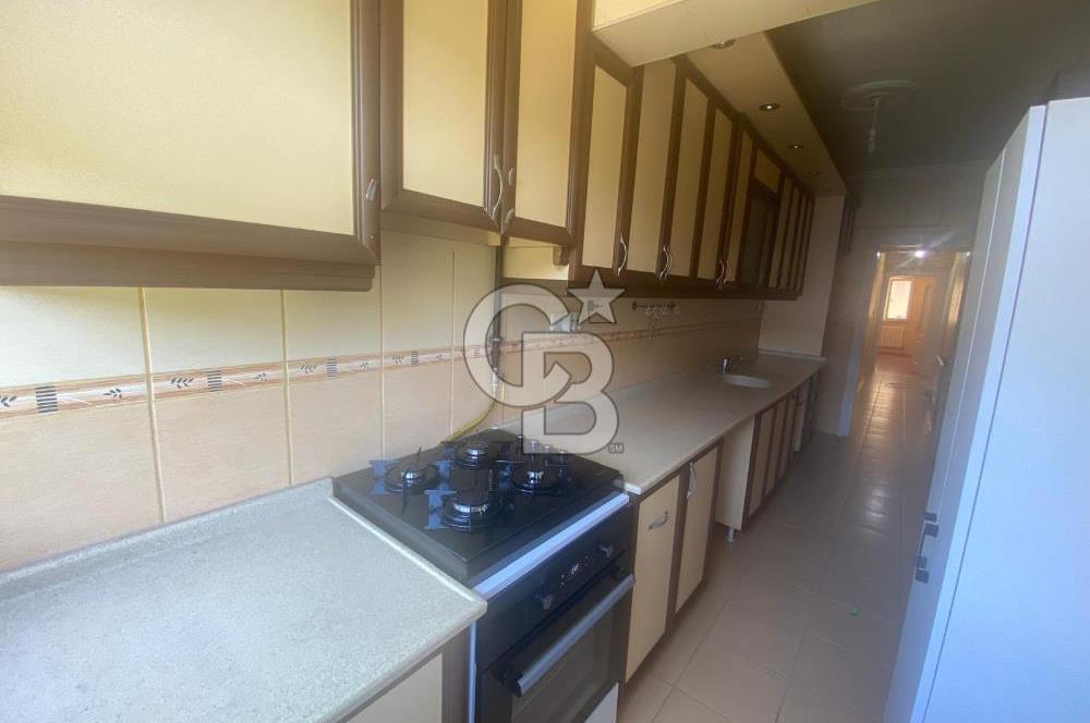 ÇEKMEKÖY GÜL-91 SİTESİNDE KISMİ EŞYALI 3+1 SATILIK DAİRE