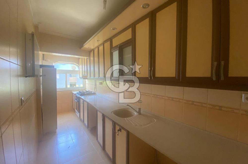 ÇEKMEKÖY GÜL-91 SİTESİNDE KISMİ EŞYALI 3+1 SATILIK DAİRE