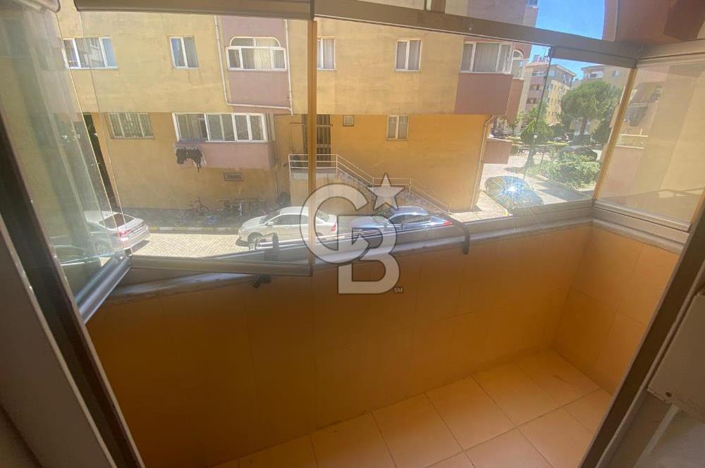 ÇEKMEKÖY GÜL-91 SİTESİNDE KISMİ EŞYALI 3+1 SATILIK DAİRE