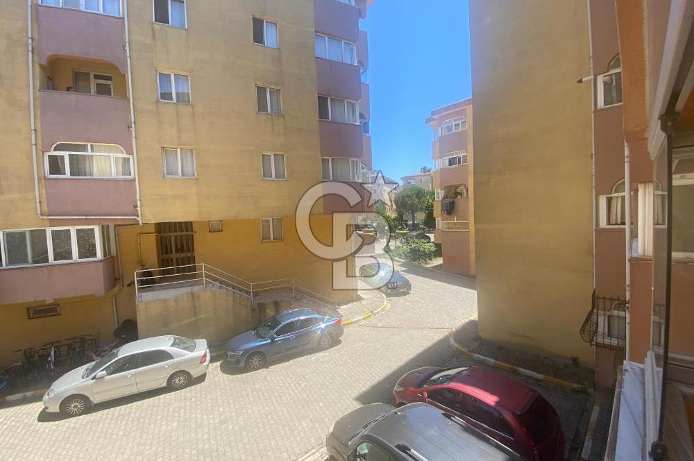 ÇEKMEKÖY GÜL-91 SİTESİNDE KISMİ EŞYALI 3+1 SATILIK DAİRE