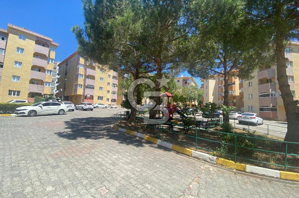ÇEKMEKÖY GÜL-91 SİTESİNDE KISMİ EŞYALI 3+1 SATILIK DAİRE