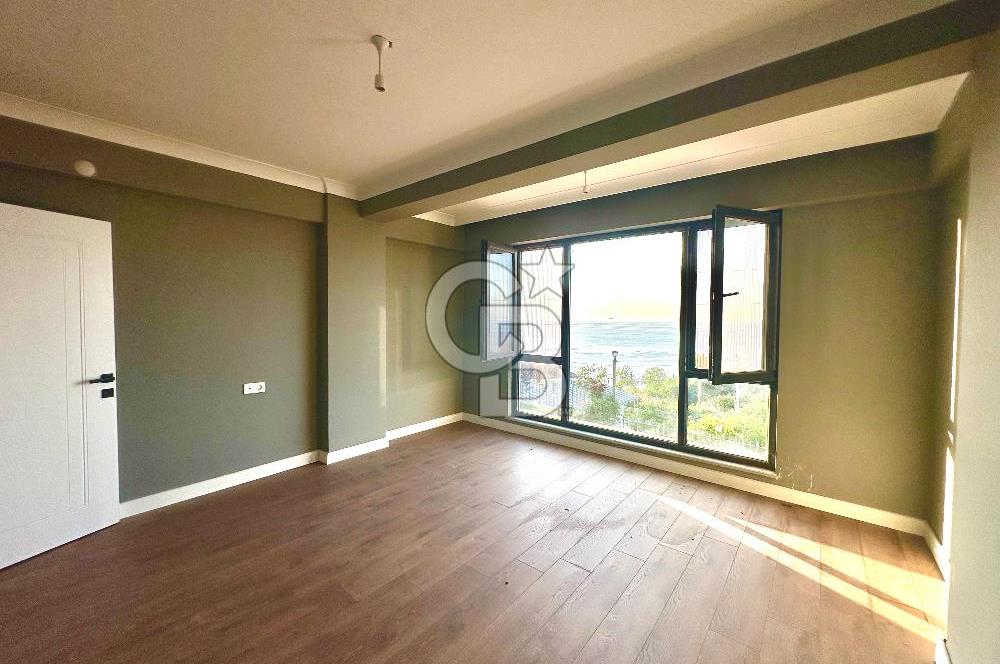 Karacabey Kurşunlu'da Deniz Manzaralı Müstakil Villa