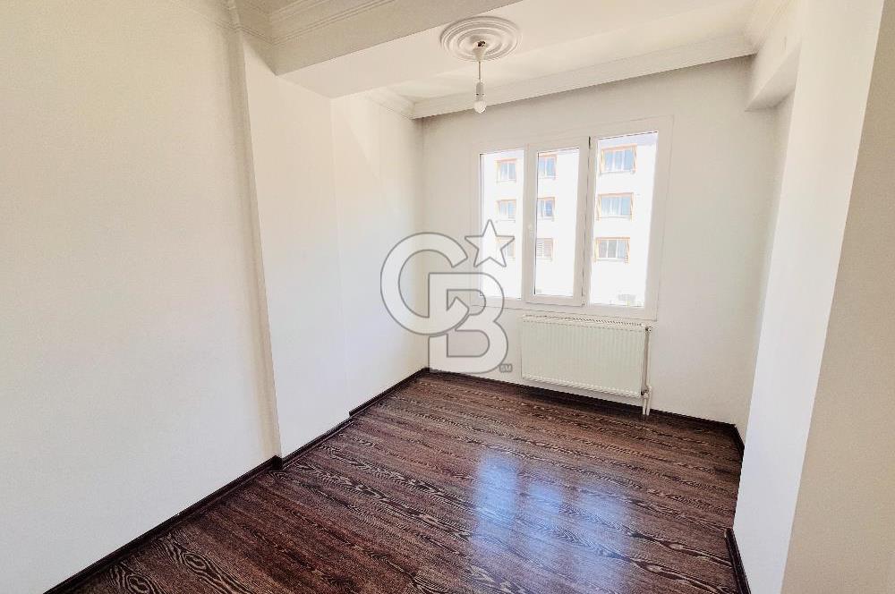 Aliağa Devlet Hastanesi Karşısında Satılık Kiracısız 3+1 Daire