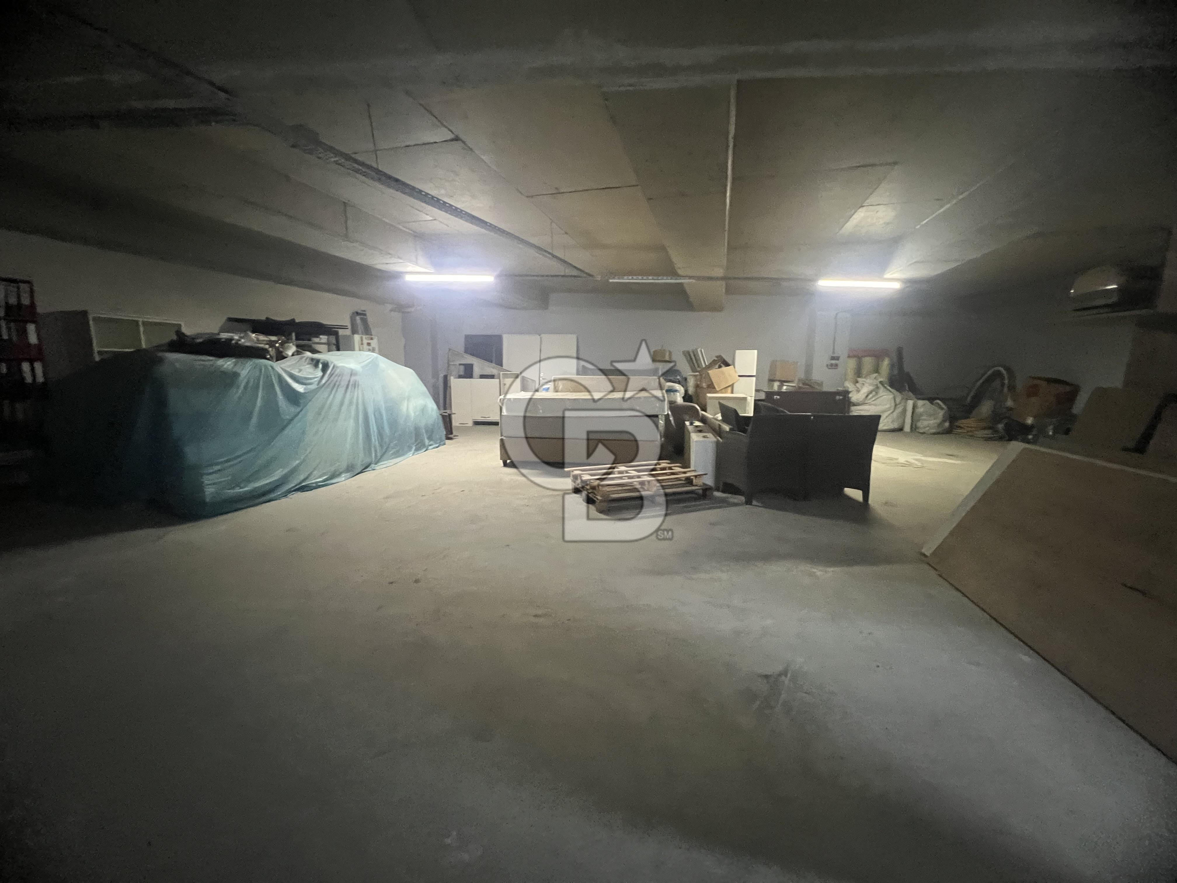 TUZLA EVLİYA ÇELEBİ MAHALLESİ TERSANELER BÖLGESİNDE KİRALIK 600 m2 DEPO