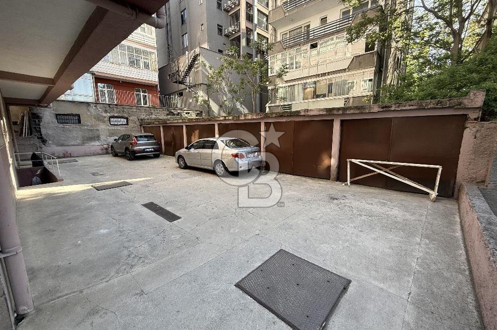 KIZILAY DOKTOR MEDİHA ERDEM SOKAK KİRALIK 3+1 FULL YAPILI DAİRE