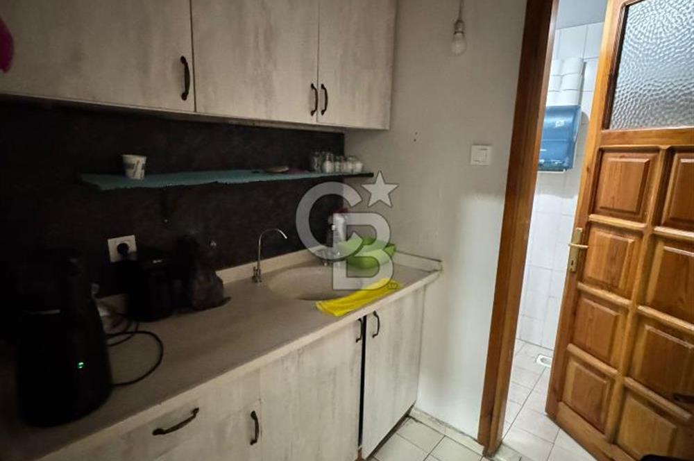 Narlıdere Merkezi Lokasyonda Yüksek Kira Getirili Satılık Dükkan