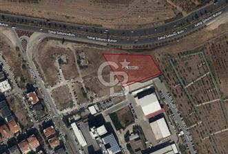 MUSTAFA KEMAL MAHALLESİNDE BULVAR CEPHELİ 5400 M2 TİCARİ ARSA
