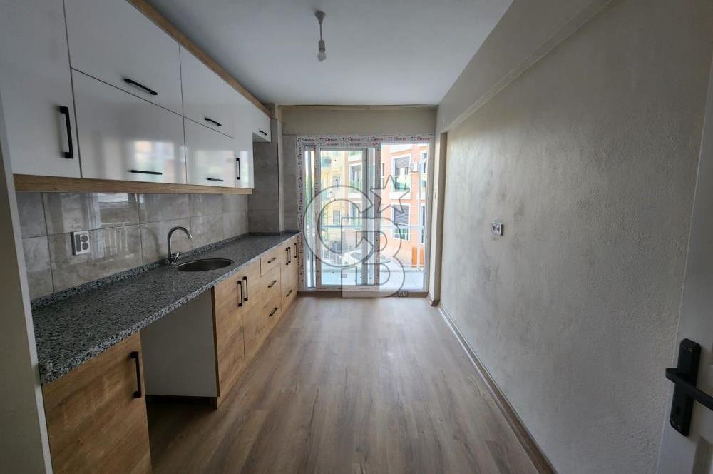 ÇİĞLİ YENİ MAHALLESİ ARA KAT EBEVEYN BANYOLU SATILIK 2+1 DAİRE