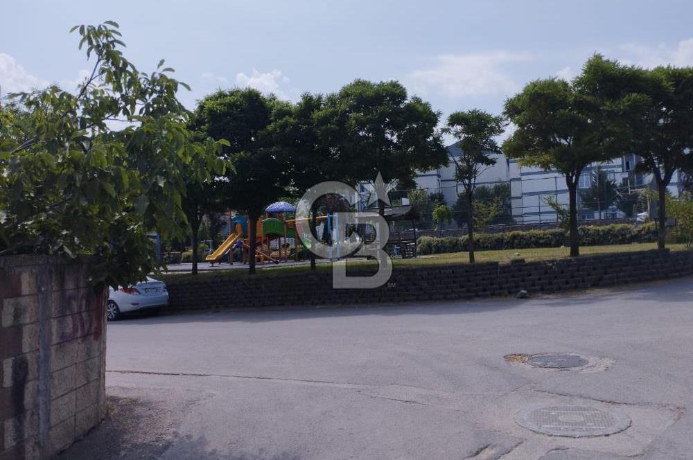 ÇAYIROVADA SİTE İÇERİSİNDE 3+1 GENİŞ VE KULLANIŞLI DAİRE 