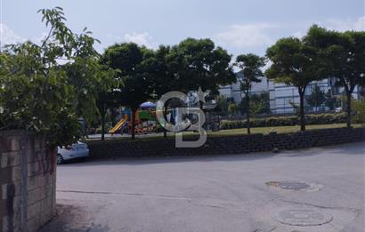 ÇAYIROVADA SİTE İÇERİSİNDE 3+1 GENİŞ VE KULLANIŞLI DAİRE 